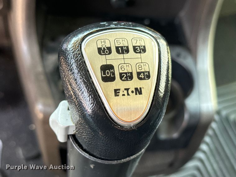 image for item MV9006 2019 Kenworth  W900 semi truck