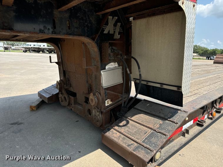 image for item MV9017 2008 XL Specialized XL70MFG lowboy equipment trailer