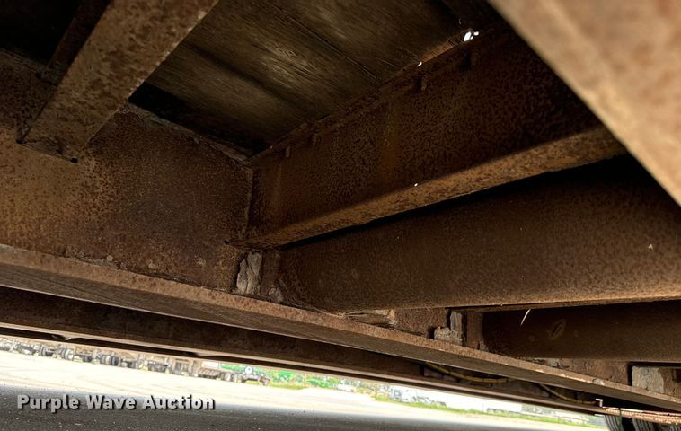 image for item MV9017 2008 XL Specialized XL70MFG lowboy equipment trailer