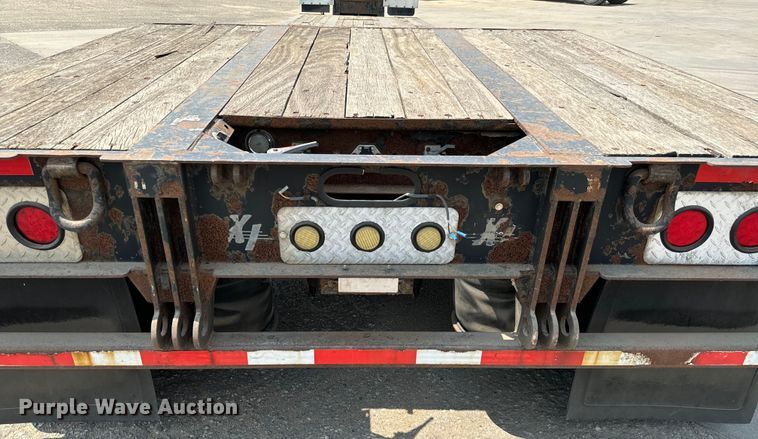 image for item MV9017 2008 XL Specialized XL70MFG lowboy equipment trailer