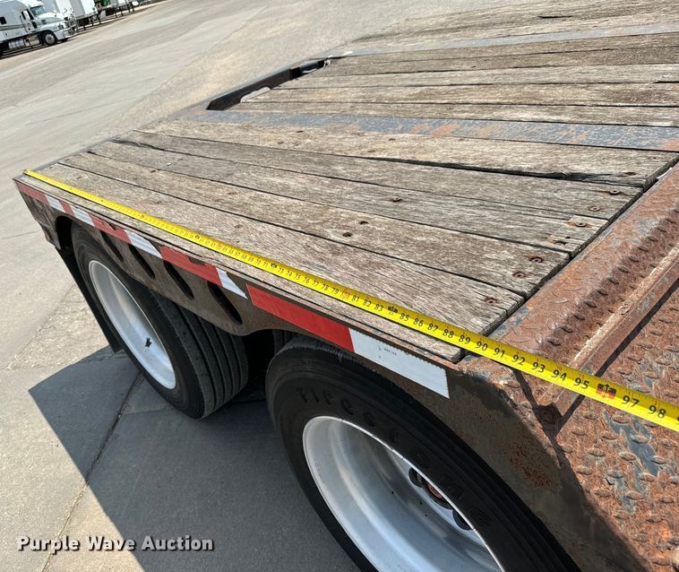 image for item MV9017 2008 XL Specialized XL70MFG lowboy equipment trailer