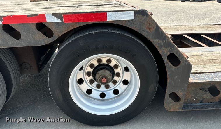 image for item MV9017 2008 XL Specialized XL70MFG lowboy equipment trailer