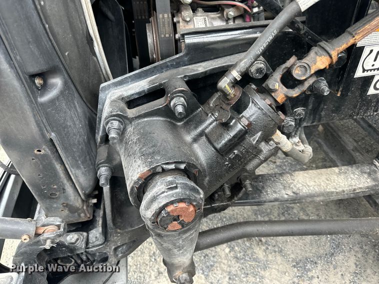 image for item NN9476 2019 Peterbilt  579 semi truck