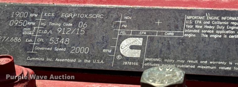 image for item NQ9676 2021 Peterbilt  389 semi truck