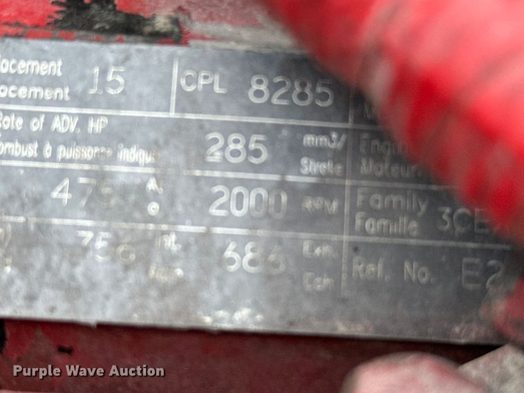 image for item NQ9679 2004 Kenworth W900L semi truck