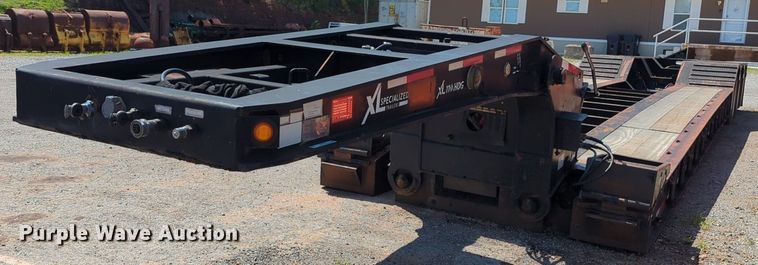 image for item NW9578 2013 XL Specialized Trailers XL 110 HDG lowboy equipment trailer