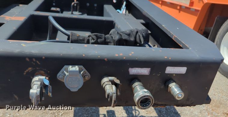 image for item NW9578 2013 XL Specialized Trailers XL 110 HDG lowboy equipment trailer