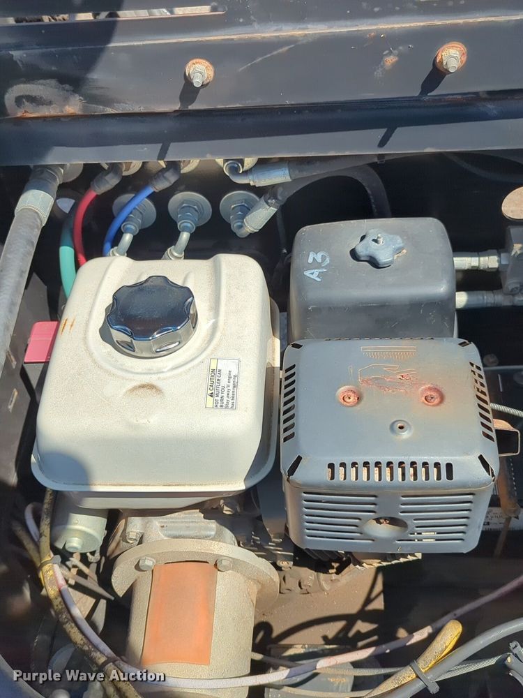 image for item NW9578 2013 XL Specialized Trailers XL 110 HDG lowboy equipment trailer