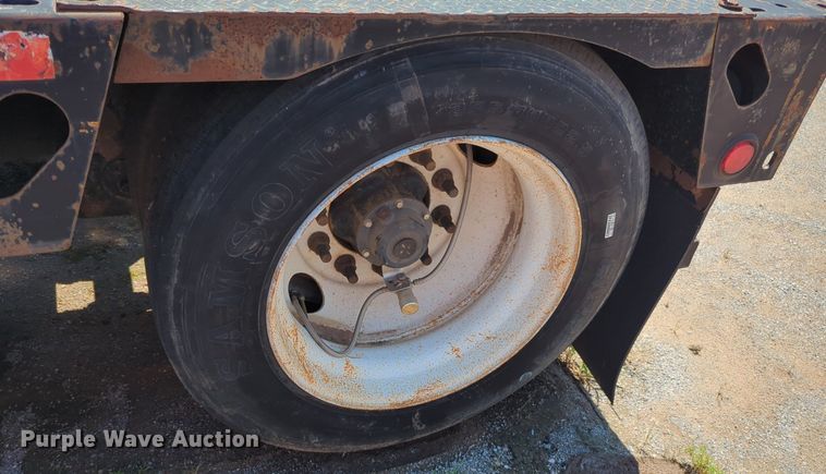 image for item NW9578 2013 XL Specialized Trailers XL 110 HDG lowboy equipment trailer