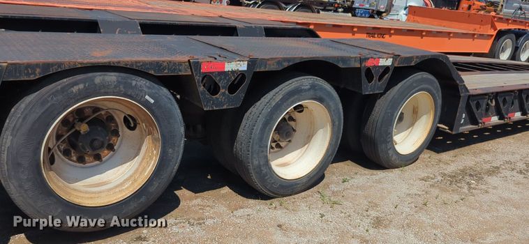 image for item NW9578 2013 XL Specialized Trailers XL 110 HDG lowboy equipment trailer