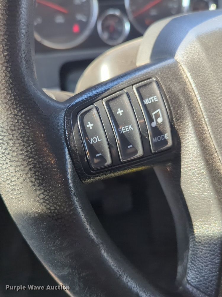 image for item NW9614 2020 Kenworth  T880 semi truck