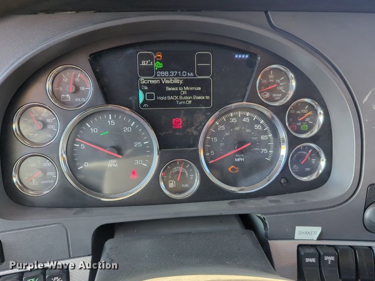 image for item NW9614 2020 Kenworth  T880 semi truck