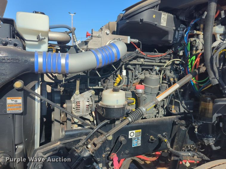 image for item NW9614 2020 Kenworth  T880 semi truck