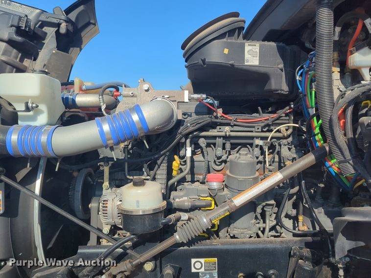 image for item NW9614 2020 Kenworth  T880 semi truck