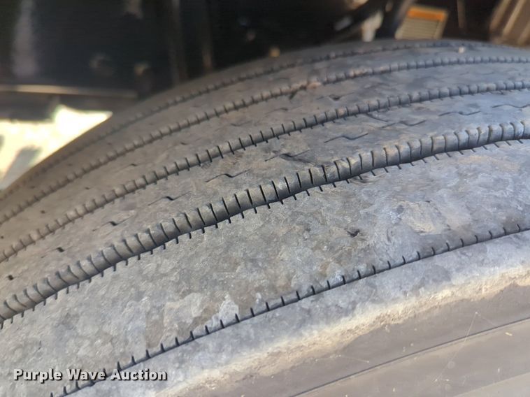 image for item NW9615 2020 Kenworth  T680 semi truck