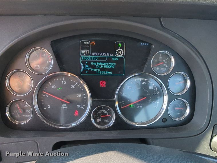 image for item NW9616 2020 Kenworth  T680 semi truck