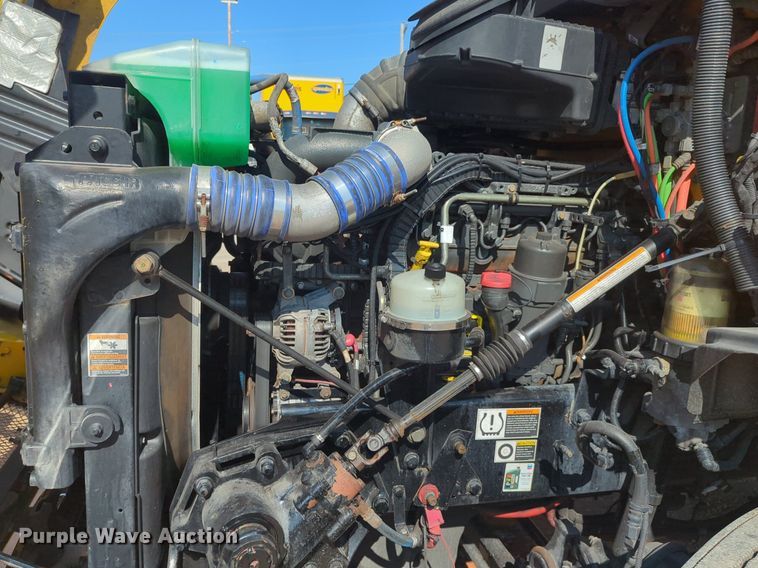 image for item NW9616 2020 Kenworth  T680 semi truck