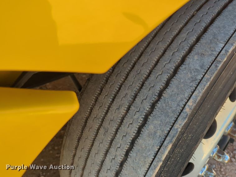 image for item NW9616 2020 Kenworth  T680 semi truck