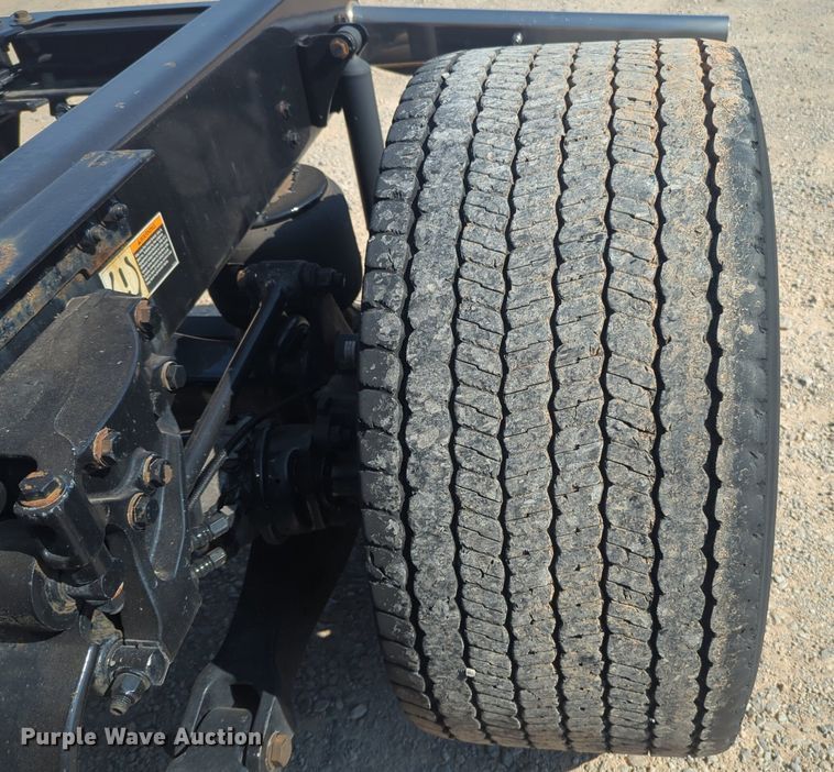 image for item NW9616 2020 Kenworth  T680 semi truck