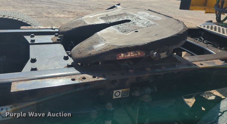 image for item NW9617 2019 Kenworth  T680 semi truck