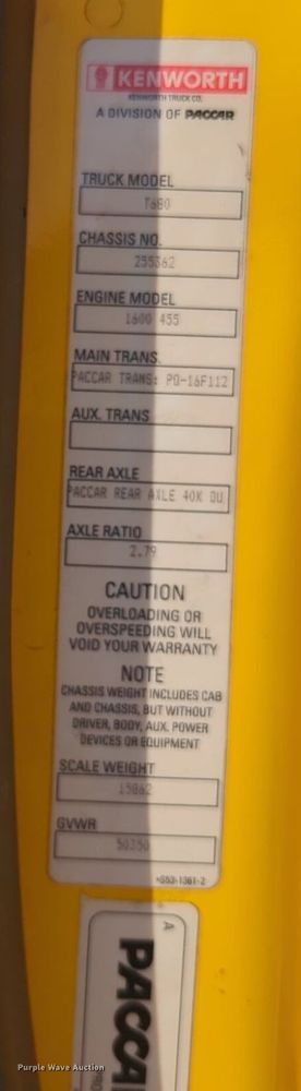 image for item NW9617 2019 Kenworth  T680 semi truck