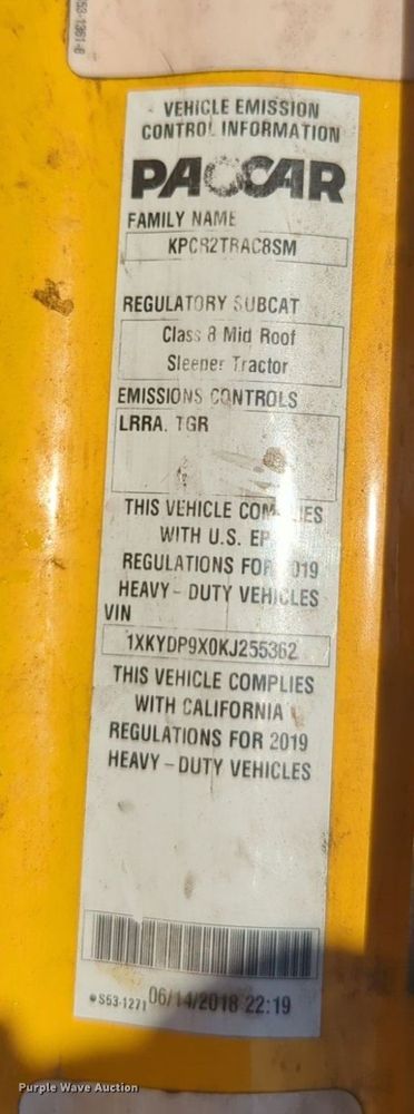 image for item NW9617 2019 Kenworth  T680 semi truck