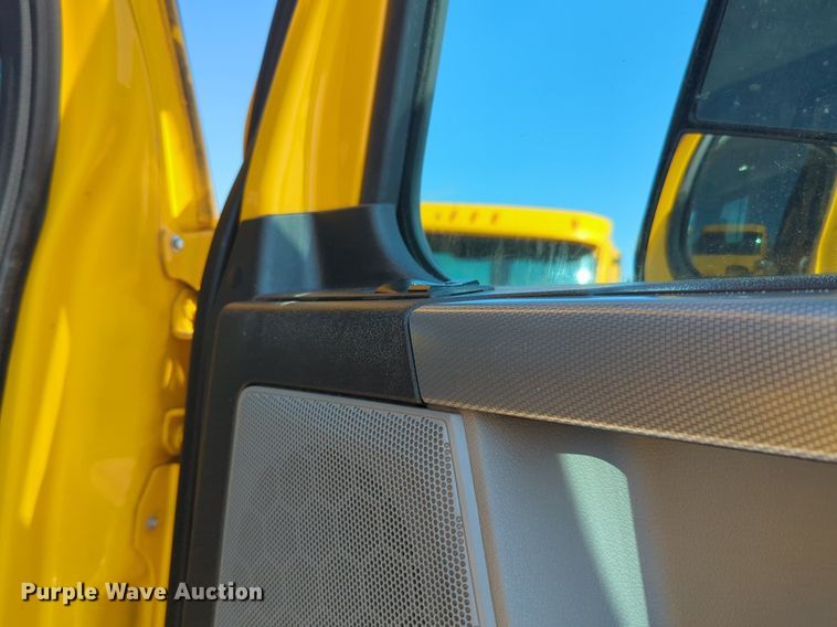 image for item NW9618 2021 Freightliner  Cascadia 126 semi truck