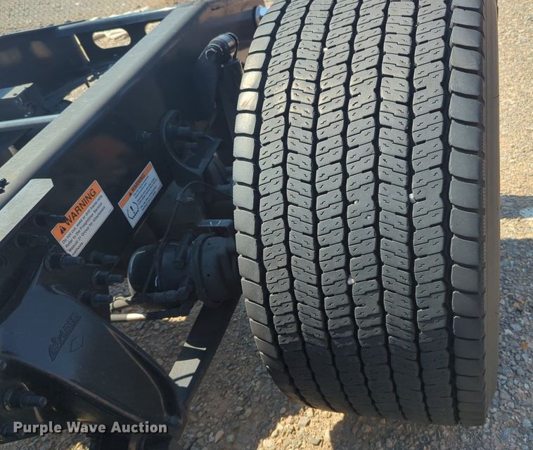 image for item NW9618 2021 Freightliner  Cascadia 126 semi truck