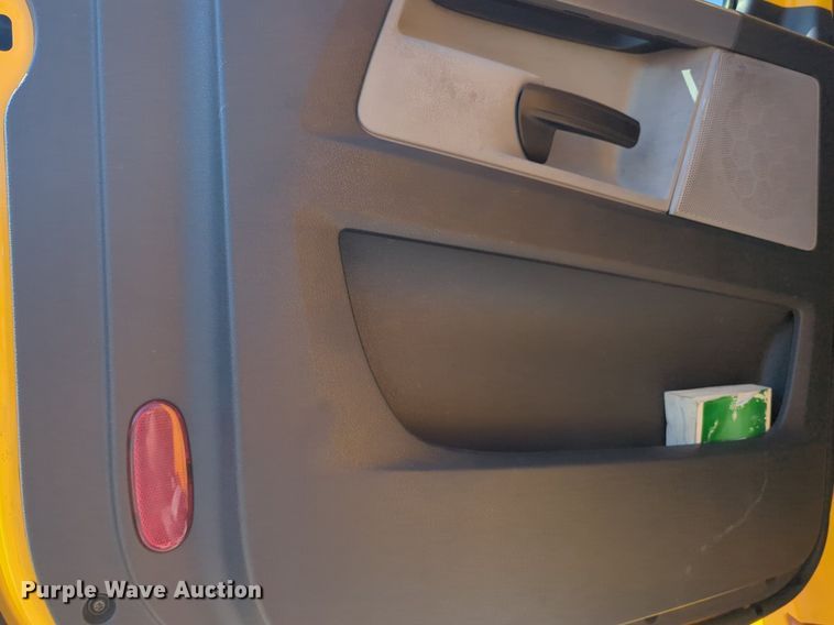 image for item NW9619 2021 Freightliner  Cascadia 126 semi truck