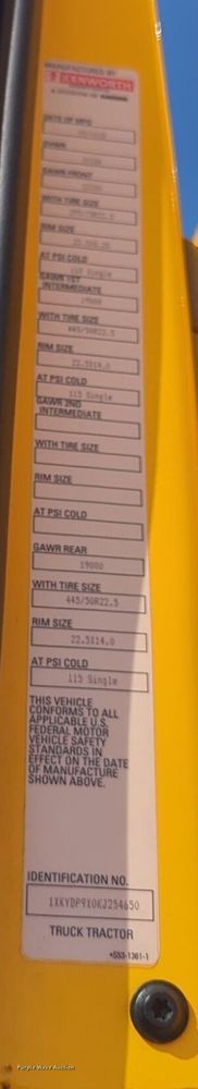 image for item NW9620 2019 Kenworth  T680 semi truck