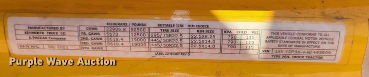 image for item NW9621 2022 Kenworth  T680 semi truck