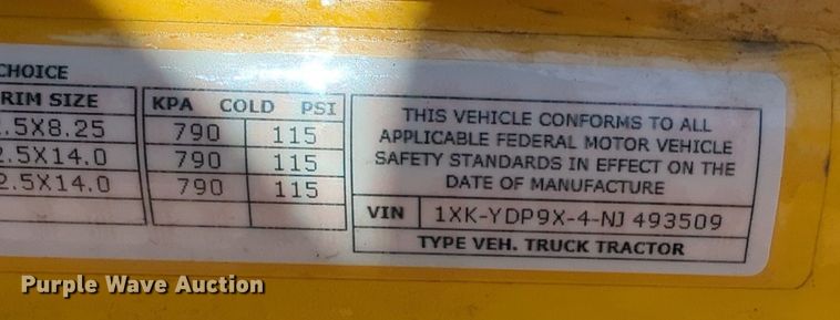 image for item NW9621 2022 Kenworth  T680 semi truck