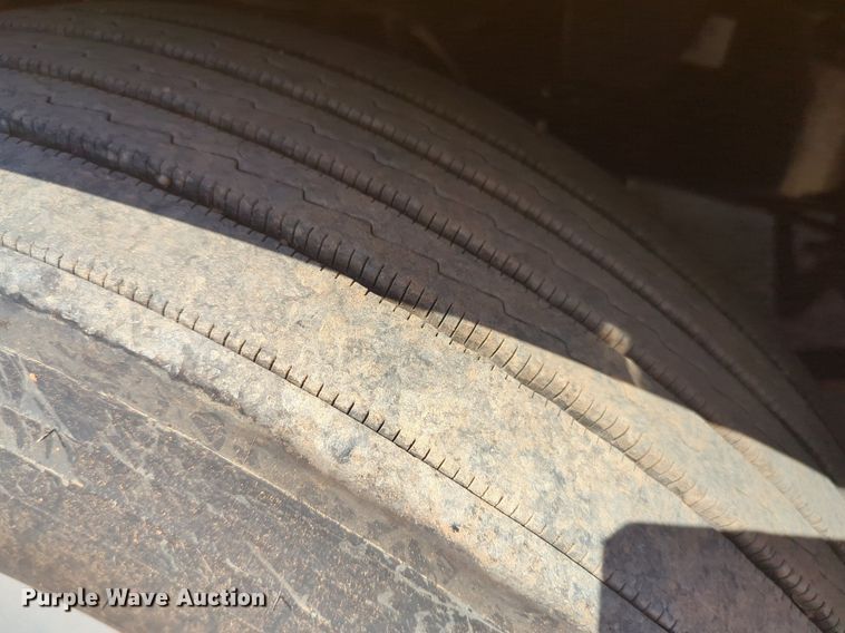 image for item NW9622 2018 Freightliner  Cascadia 125 semi truck