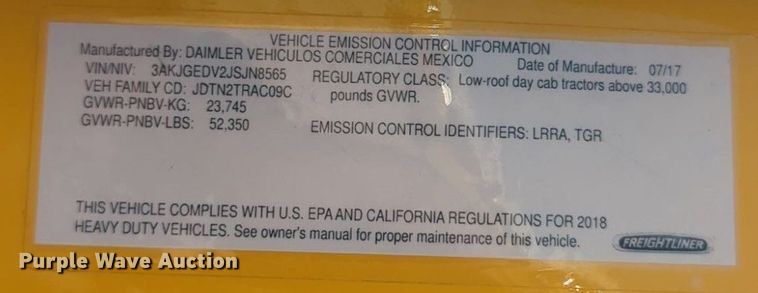 image for item NW9622 2018 Freightliner  Cascadia 125 semi truck