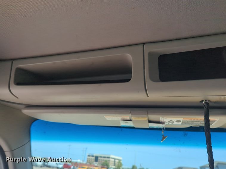 image for item NW9623 2021 Kenworth  T680 semi truck