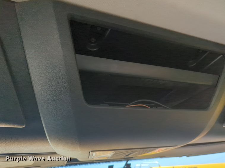 image for item NW9624 2020 Freightliner  Cascadia 126 semi truck