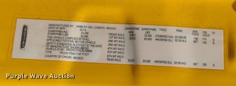 image for item NW9624 2020 Freightliner  Cascadia 126 semi truck