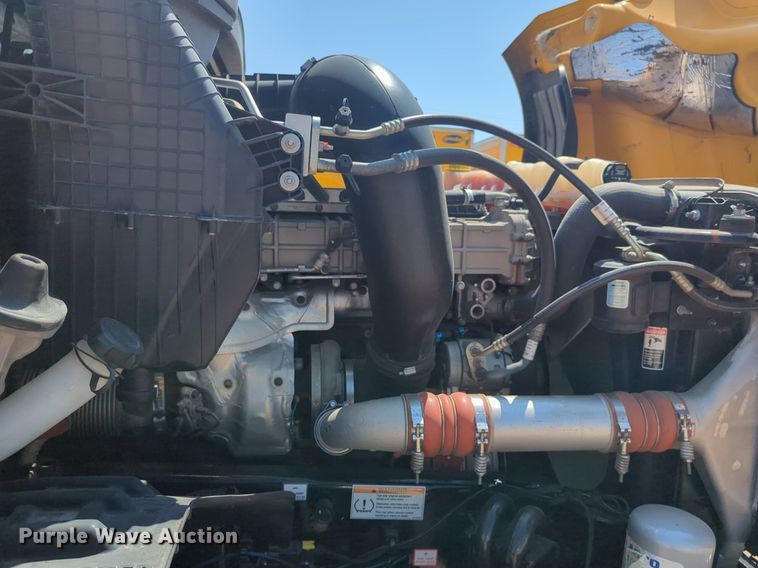 image for item NW9625 2021 Freightliner  Cascadia 126 semi truck