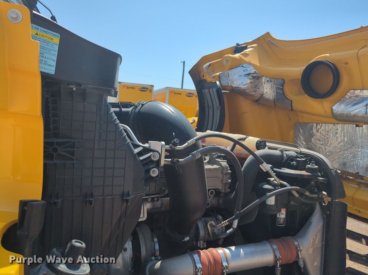 image for item NW9625 2021 Freightliner  Cascadia 126 semi truck