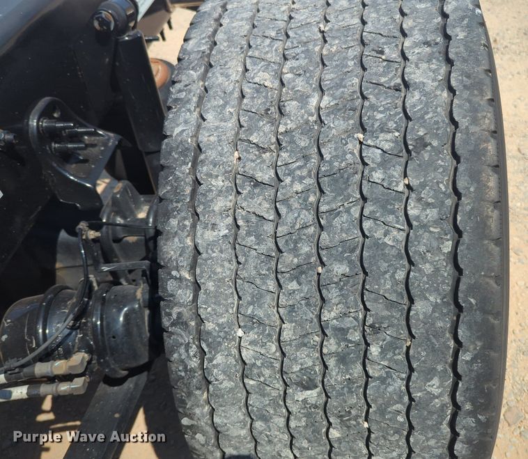 image for item NW9625 2021 Freightliner  Cascadia 126 semi truck