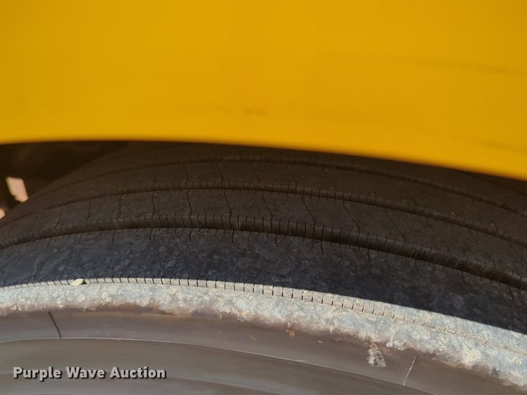 image for item NW9625 2021 Freightliner  Cascadia 126 semi truck