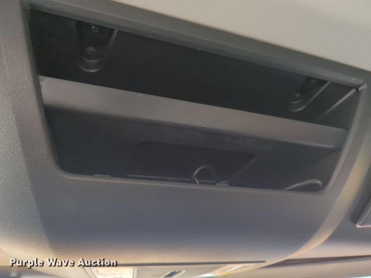 image for item NW9626 2020 Freightliner  Cascadia 126 semi truck