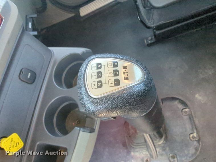 image for item NW9627 2020 Kenworth  T880 semi truck