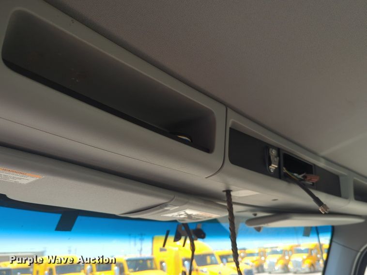 image for item NW9627 2020 Kenworth  T880 semi truck