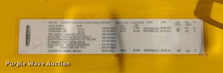 image for item NW9628 2021 Freightliner Cascadia 126 semi truck