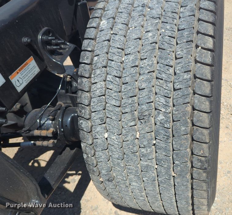 image for item NW9629 2021 Freightliner Cascadia 126 semi truck