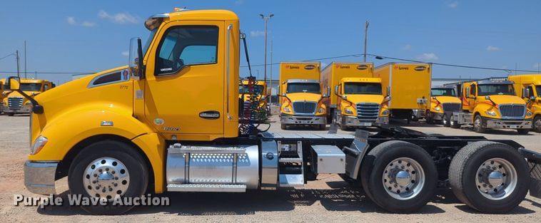 image for item NW9630 2020 Kenworth T680 semi truck