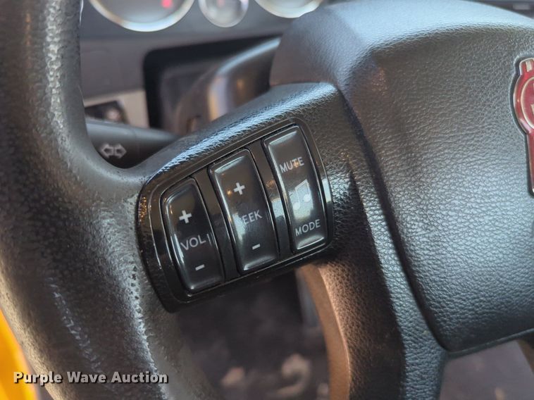 image for item NW9630 2020 Kenworth T680 semi truck