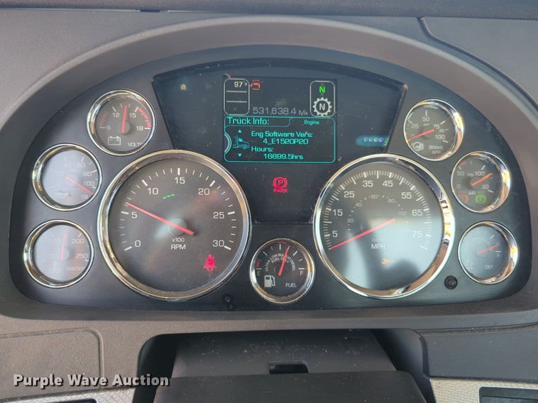 image for item NW9630 2020 Kenworth T680 semi truck