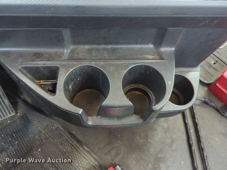 image for item NW9631 2020 Freightliner Cascadia 126 semi truck